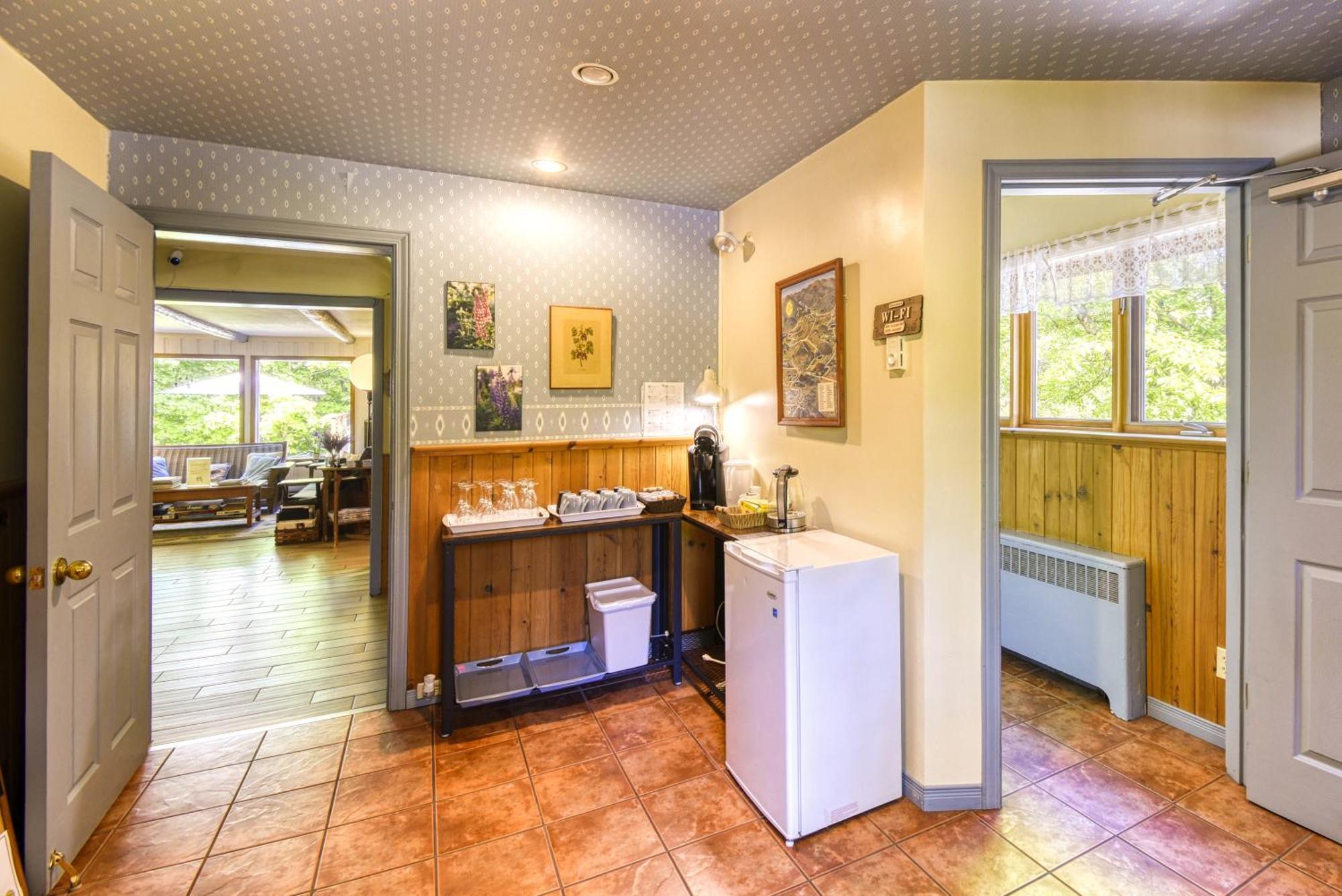Auberge Le Lupin B&B-Self Check-in Mont-Tremblant Extérieur photo