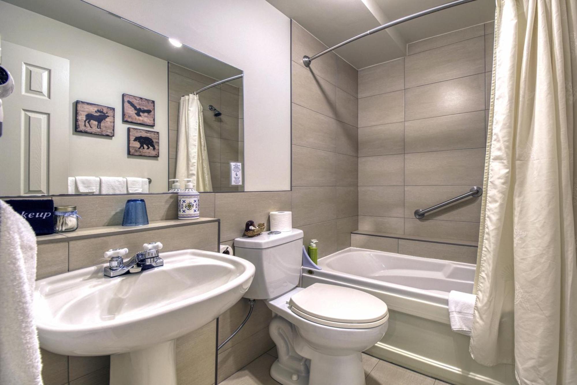 Auberge Le Lupin B&B-Self Check-in Mont-Tremblant Extérieur photo