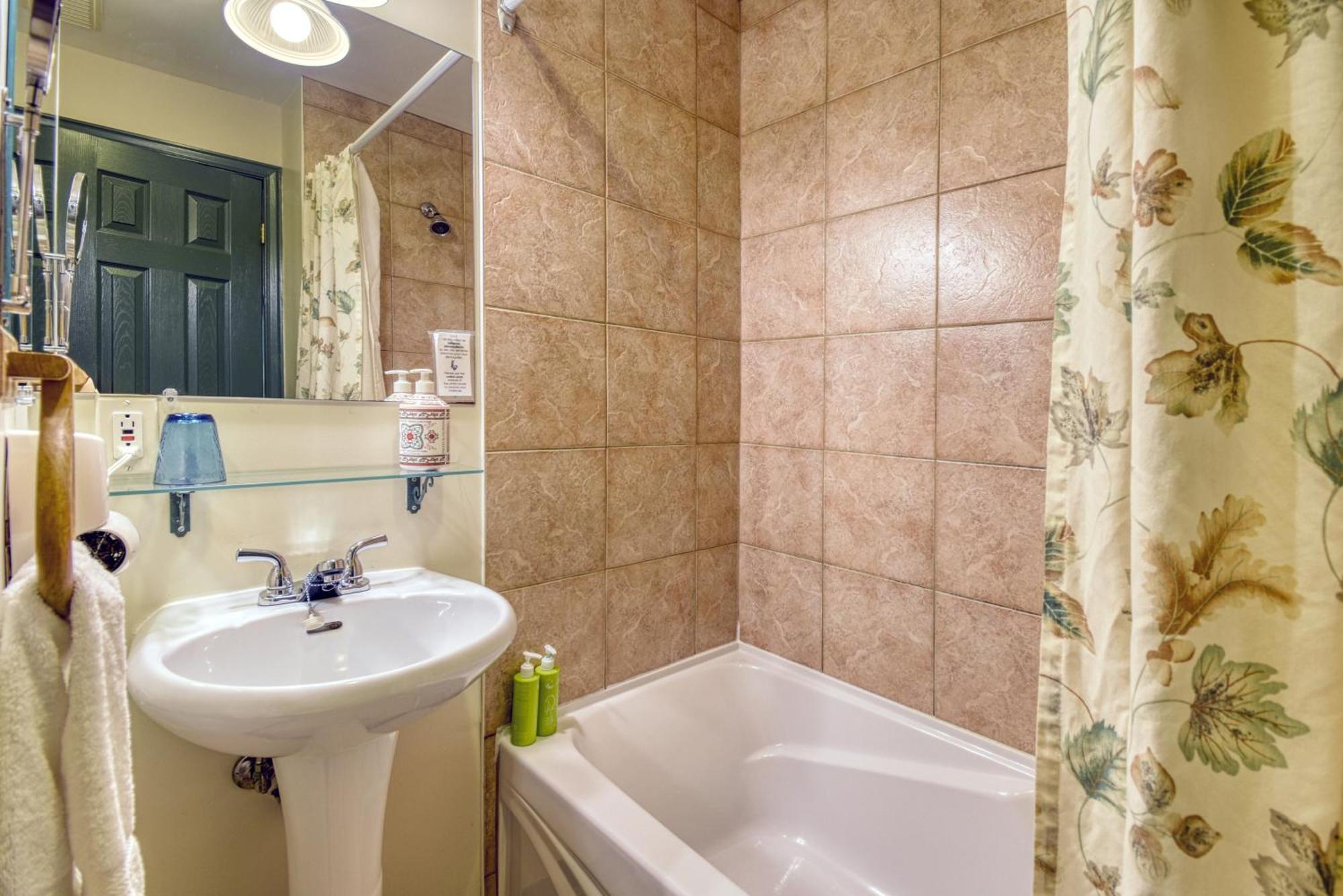 Auberge Le Lupin B&B-Self Check-in Mont-Tremblant Extérieur photo
